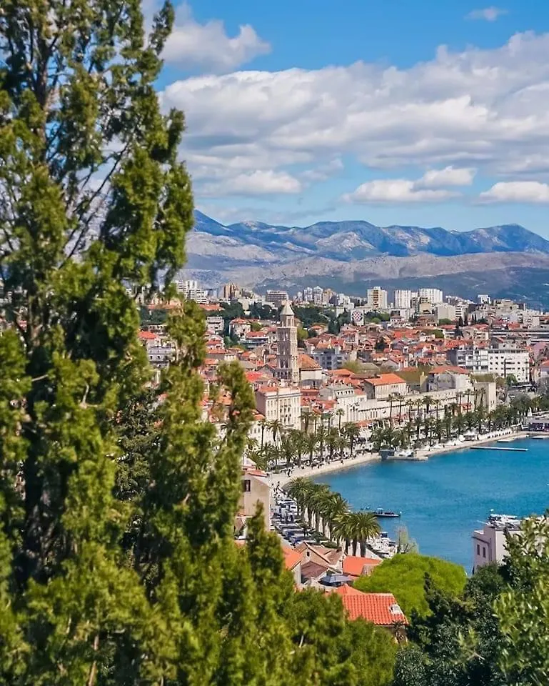 Διαμέρισμα Beautiful Appartment With Garden And Terrace Σπλιτ Κροατία