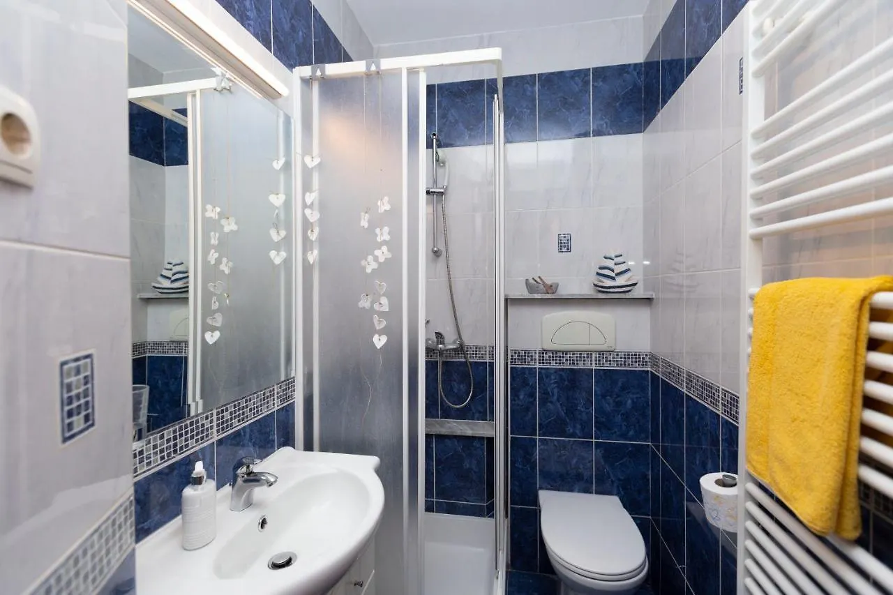 Apartment Beautiful Appartment With Garden And Terrace Split