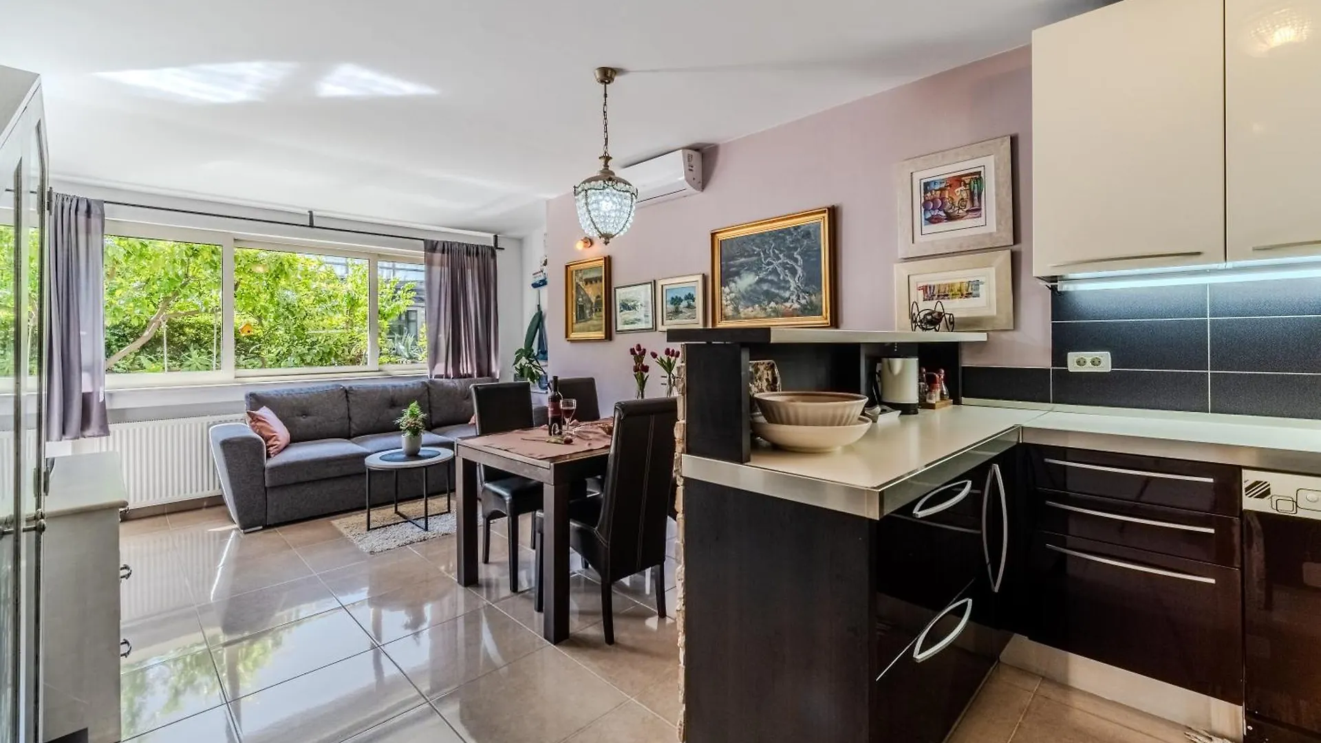 Beautiful Appartment With Garden And Terrace Split